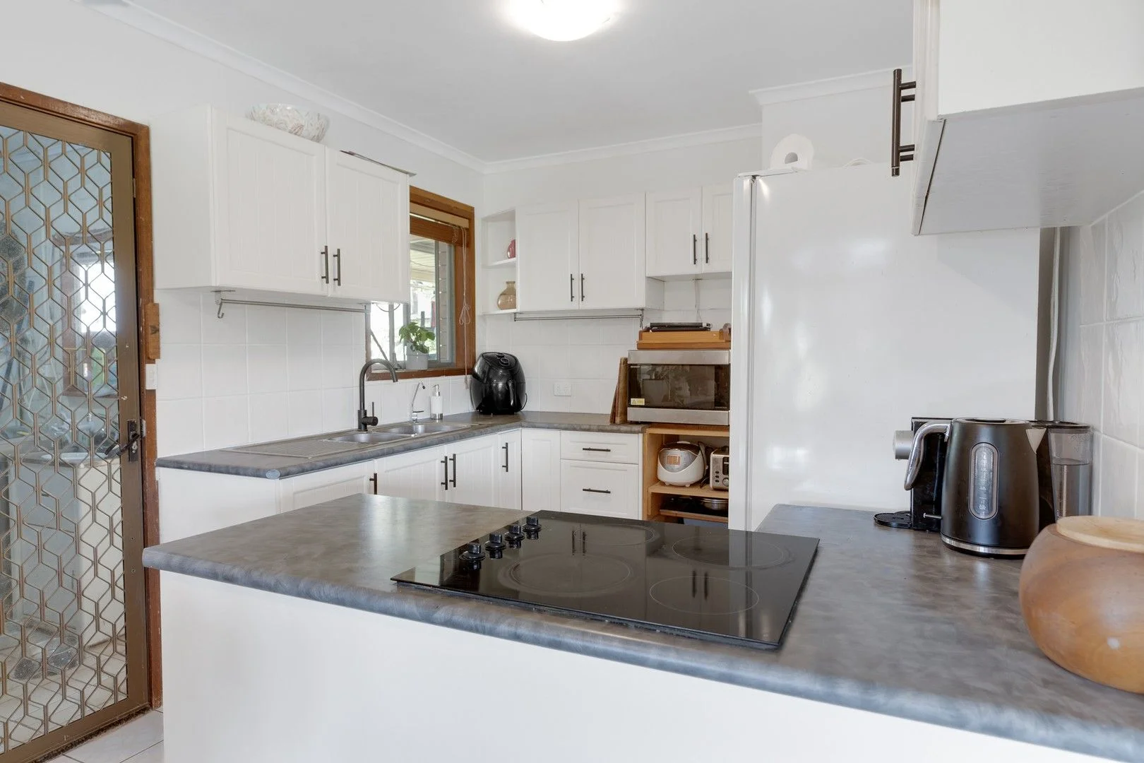 22 Kathleen Avenue, Southport QLD 4215