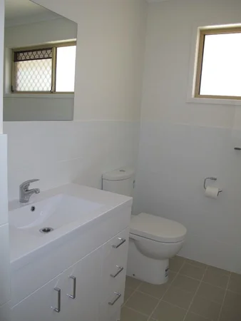 Additional image 4 of 5 Issell Place, Highland Park QLD 4211