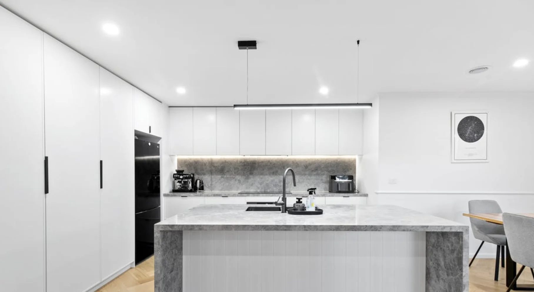Additional image 3 of 10 Manor House Dr, Mornington VIC 3931