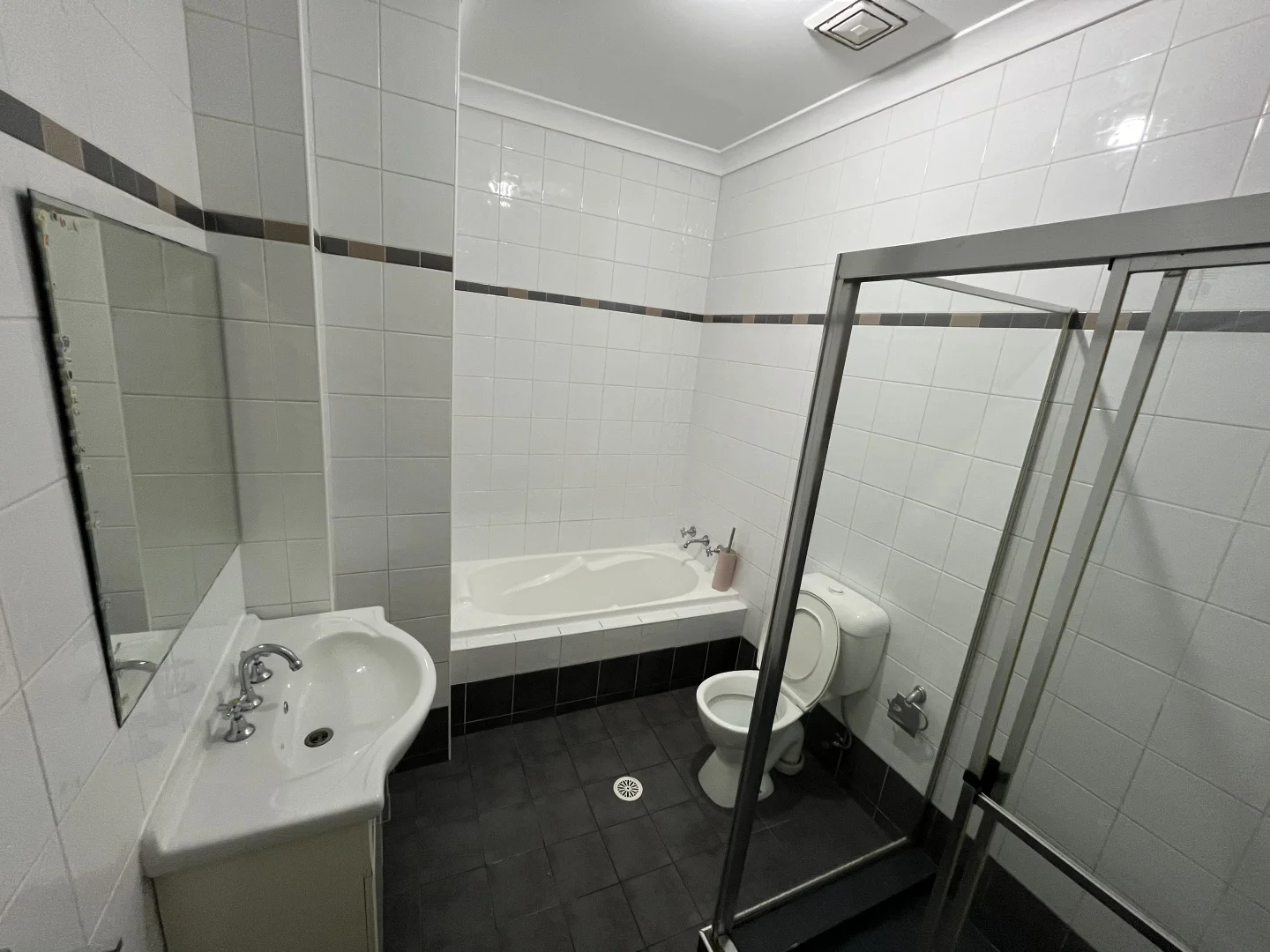 Additional image 8 of 10/1-5 Chiltern Road, Guildford NSW 2161