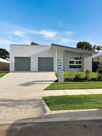 2/13 Humphreys Street, Lawnton QLD 4501