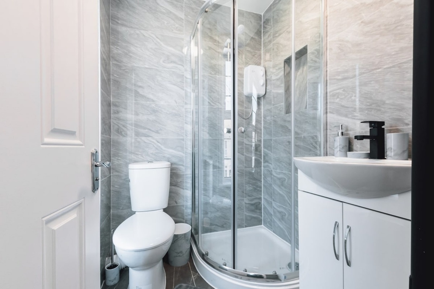Additional image 6 of 1 Bed Flat, Waylen Street, RG1, N1 7GU