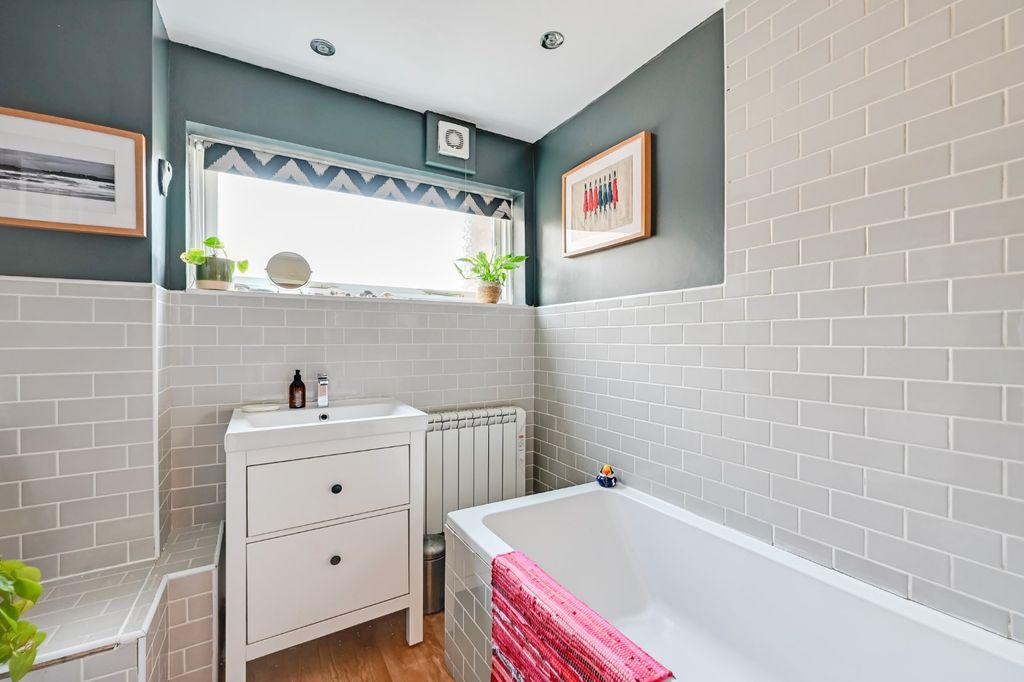 Additional image 15 of 2 bed flat for saleOuse Lea, Shipton Road, York YO30