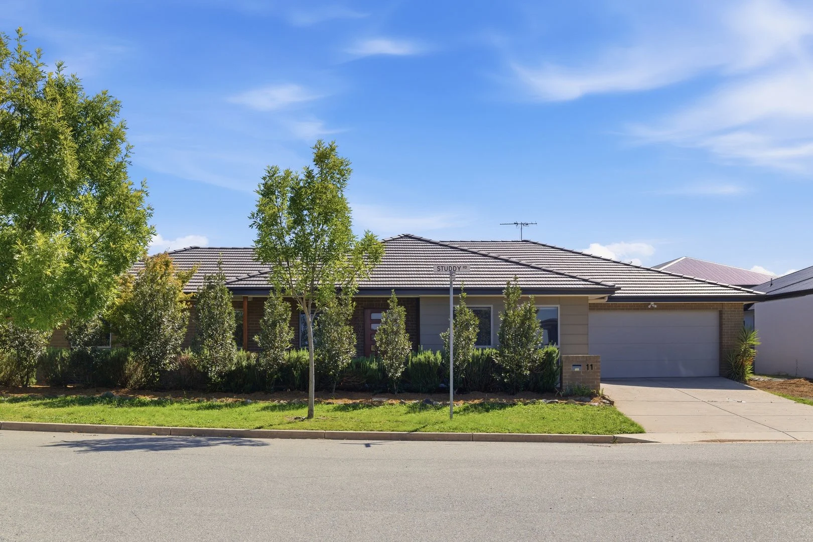 11 Studdy Road, Googong NSW 2620