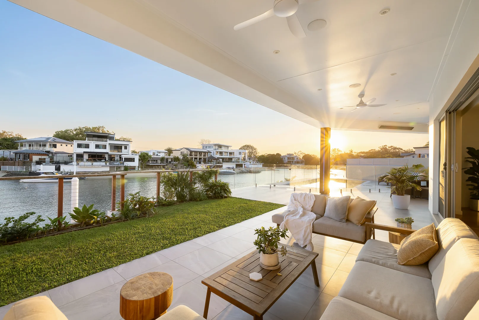 Additional image 3 of 27 Summerland Key, Broadbeach Waters QLD 4218