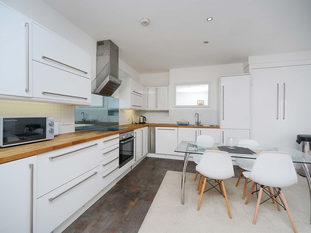 Additional image 6 of 2 Bed Penthouse, Devonshire Place, BN2, N1 7GU