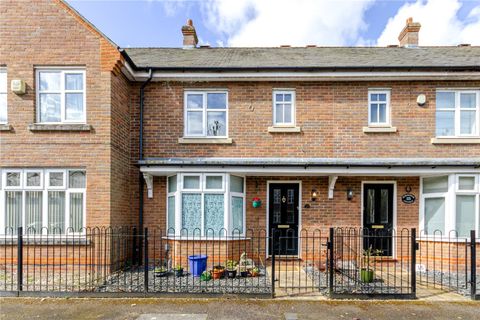 Linden Square, Harefield, Uxbridge UB9