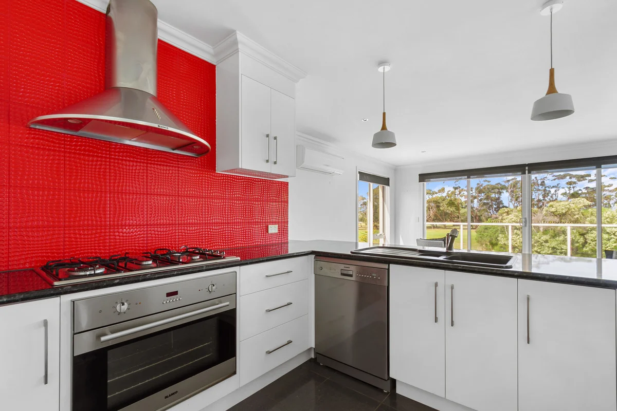 Additional image 11 of 1/122 Golf Links Road, Lakes Entrance VIC 3909