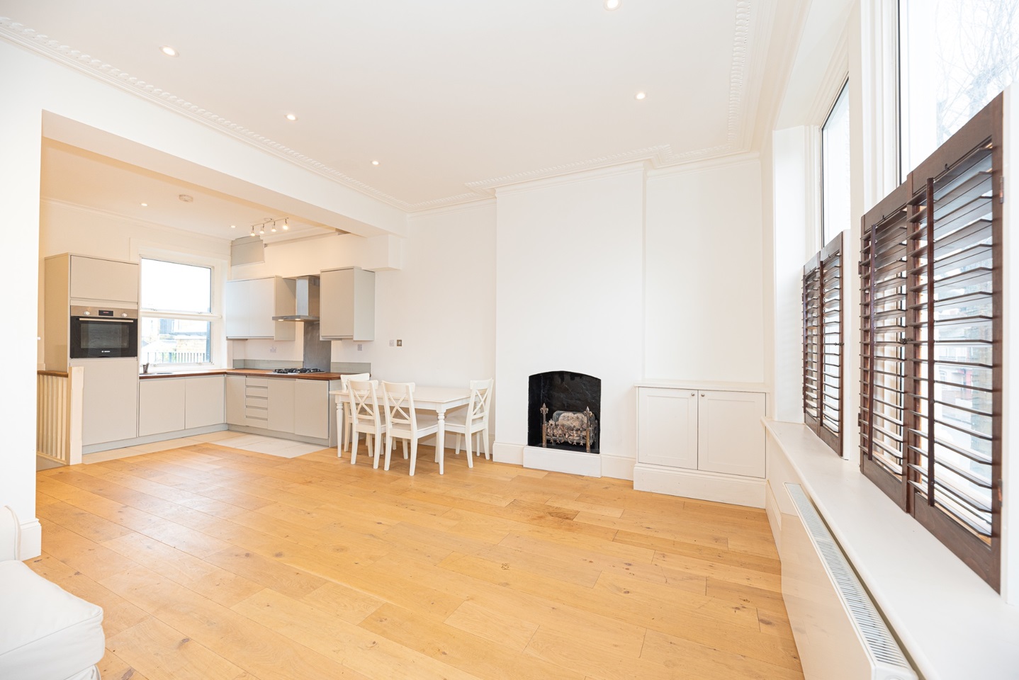 1 Bed Flat, Wandsworth Bridge Road, SW6, N1 7GU