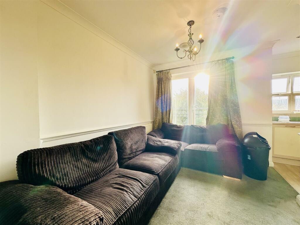 Additional image 2 of Room in a Shared House, Milford Street, DE1, N1 7GU