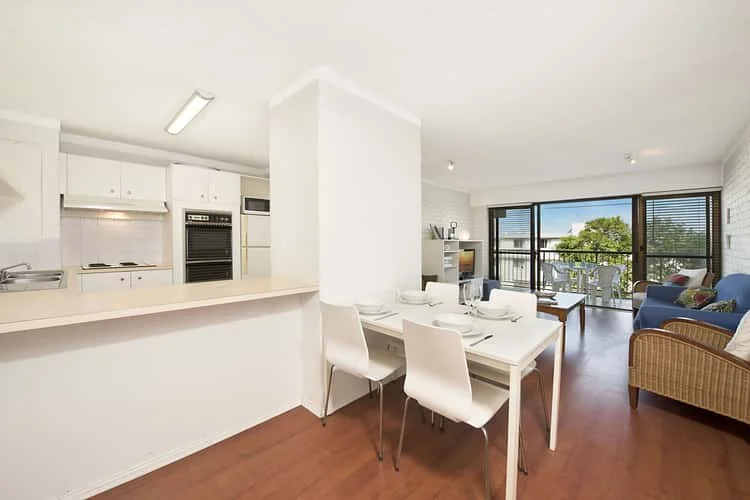 Additional image 4 of 2/14 Warne Tce - Oceanic Apartments, Kings Beach QLD 4551