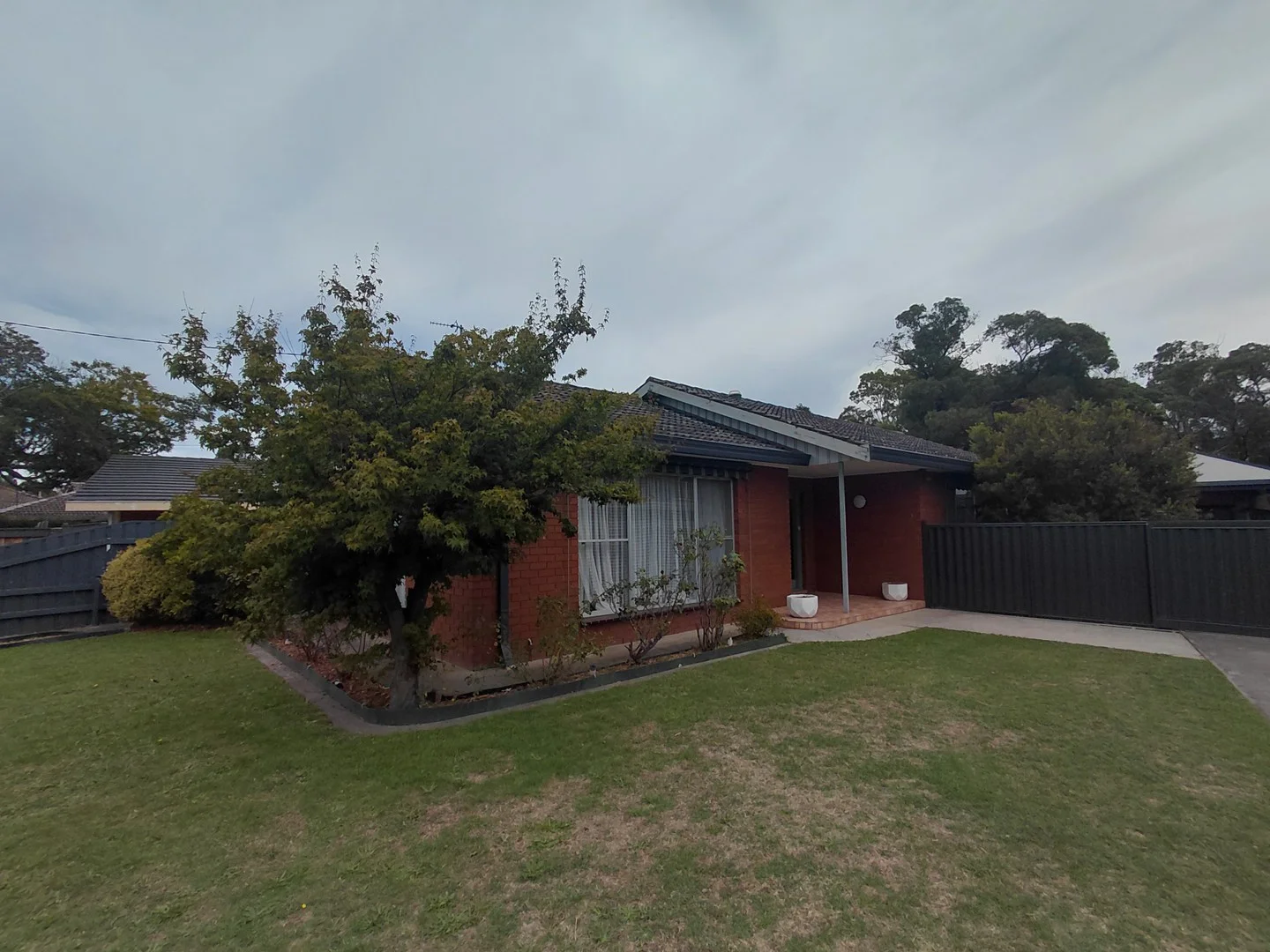 63 The Boulevard, Morwell VIC 3840 photo 2