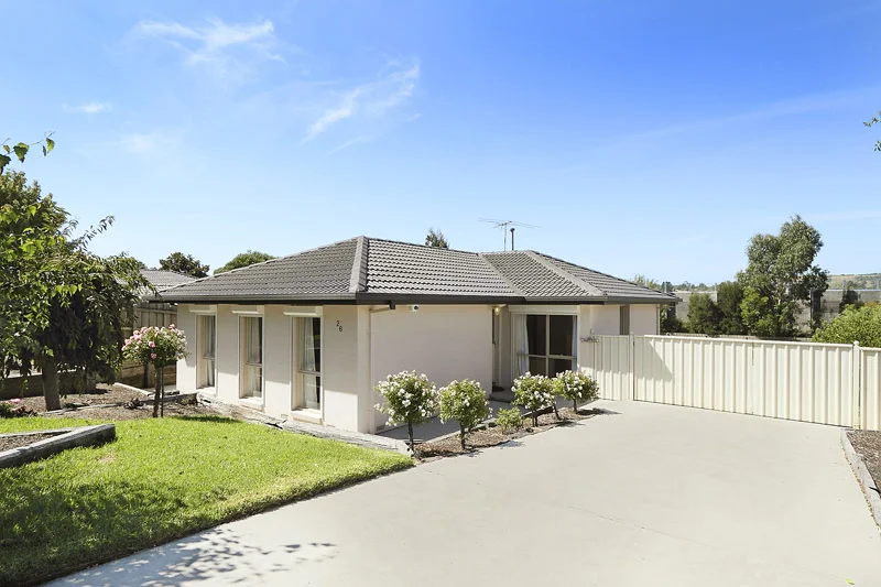 26 Blackwood Drive, Narre Warren VIC 3805