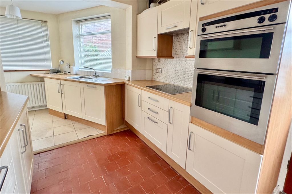Additional image 2 of 3 bed semi-detached house for sale38 Cleve Avenue, Toton, Nottingham NG9