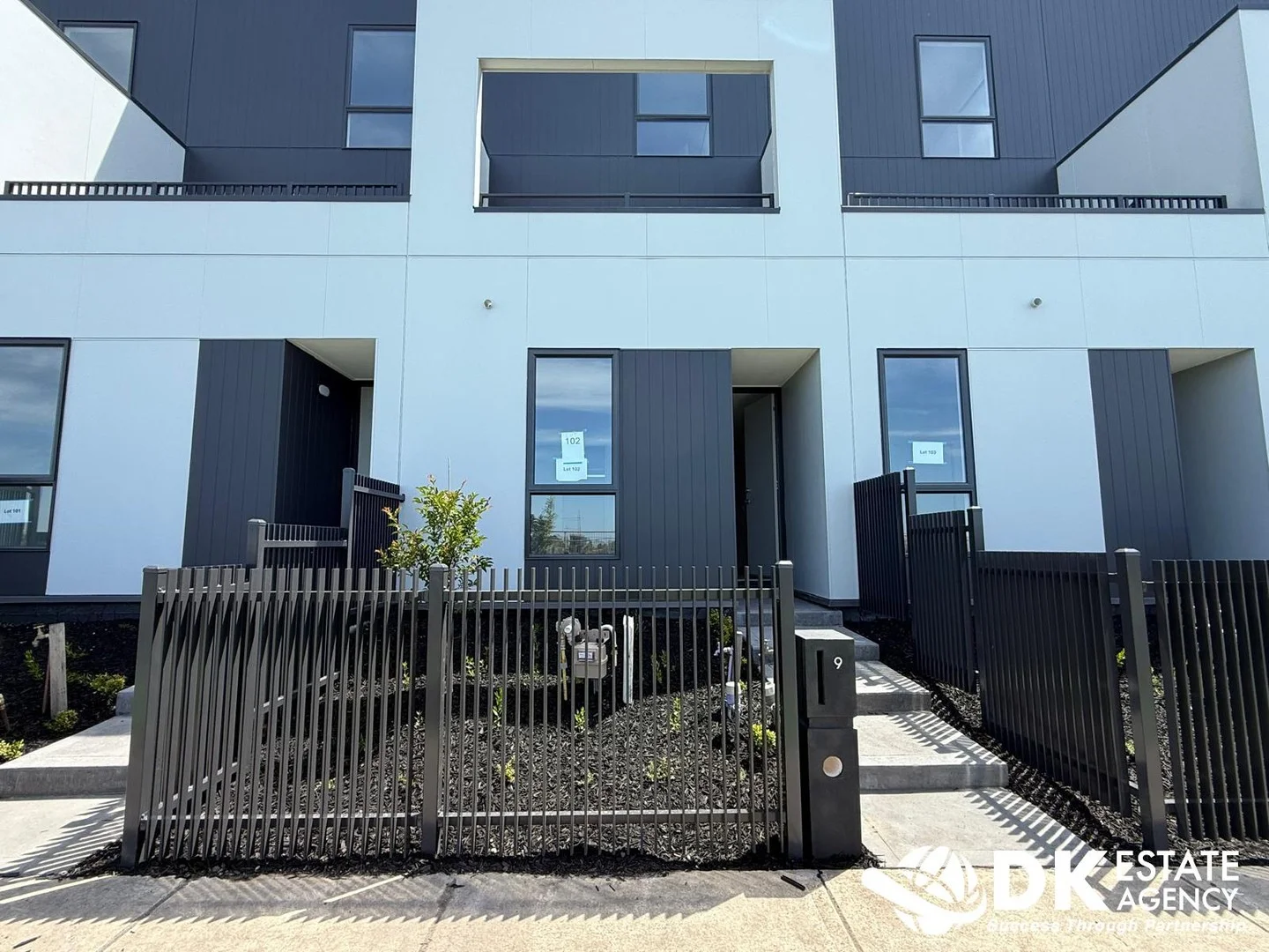102/9 Lucent Ave, Wollert VIC 3750