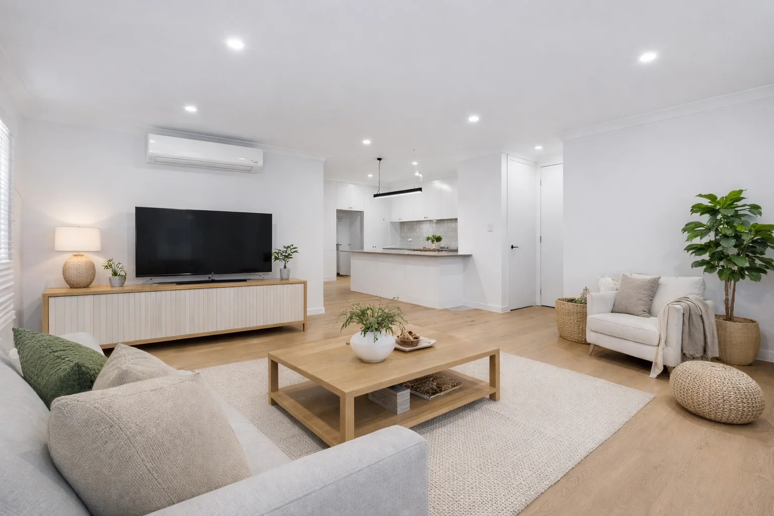 Additional image 3 of 1/13 Louise Street, Southport QLD 4215