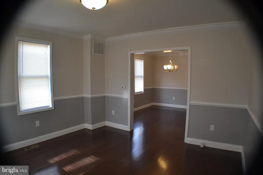 209 Tremont Road S, Baltimore, MD 21229