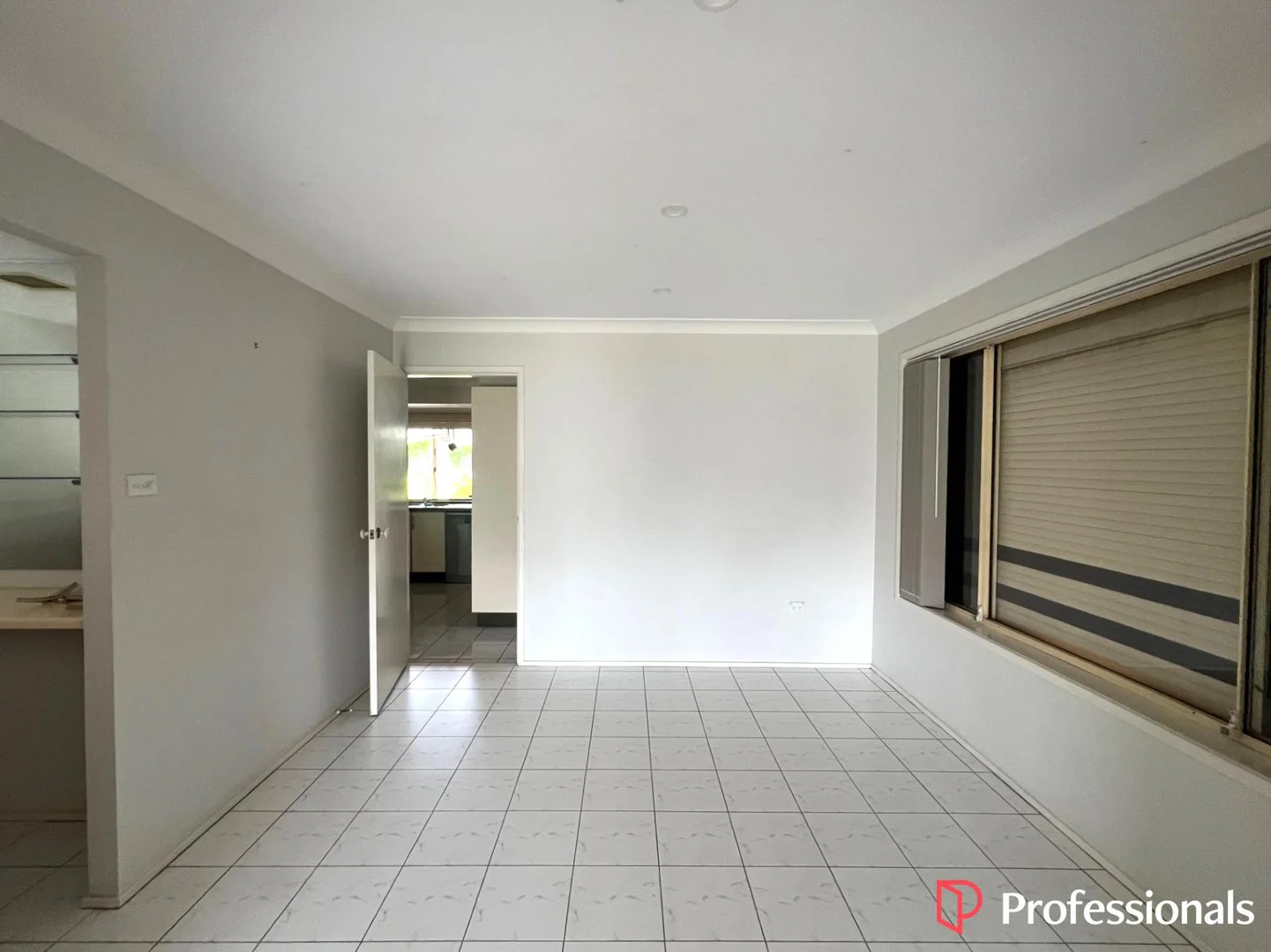 Additional image 3 of 25 Phar Lap Close, Casula NSW 2170