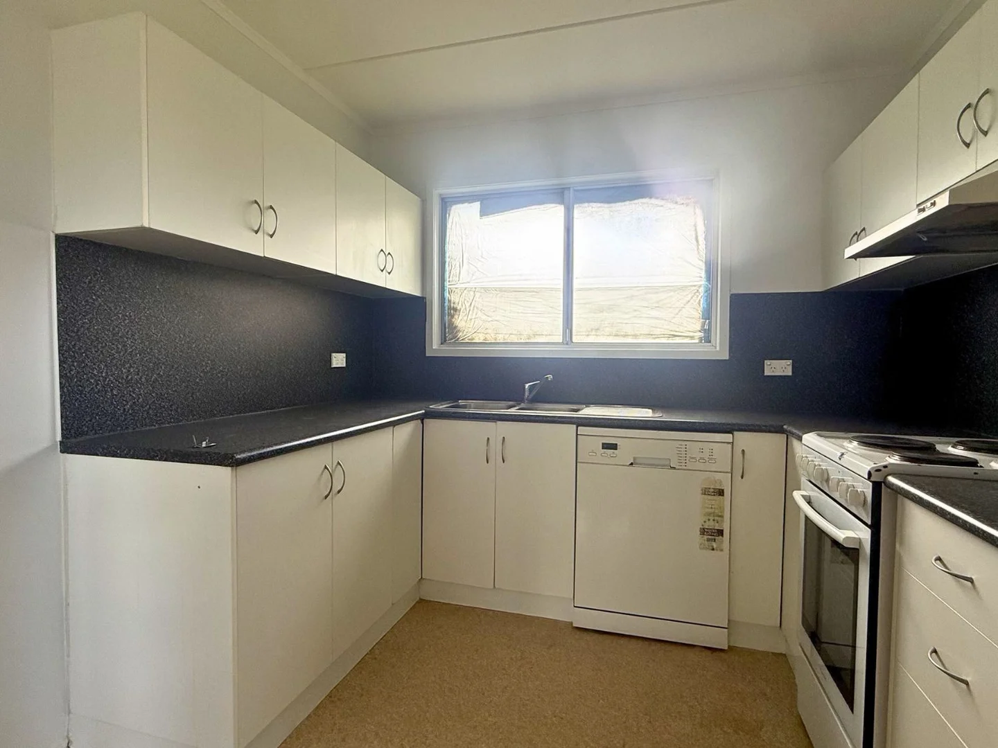 Additional image 3 of 10 Lawson Drive, Moranbah QLD 4744