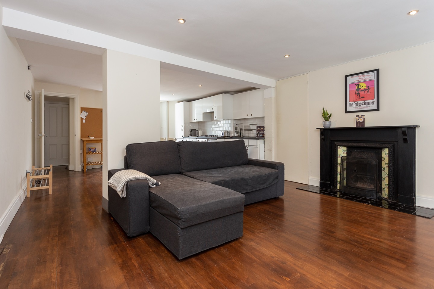 1 Bed Flat, Turret Grove, SW4, N1 7GU