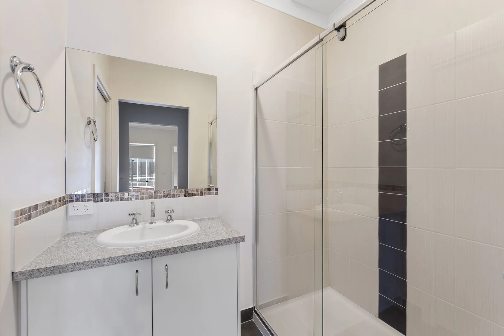 Additional image 8 of 21 Hatchlands Drive, Deer Park VIC 3023
