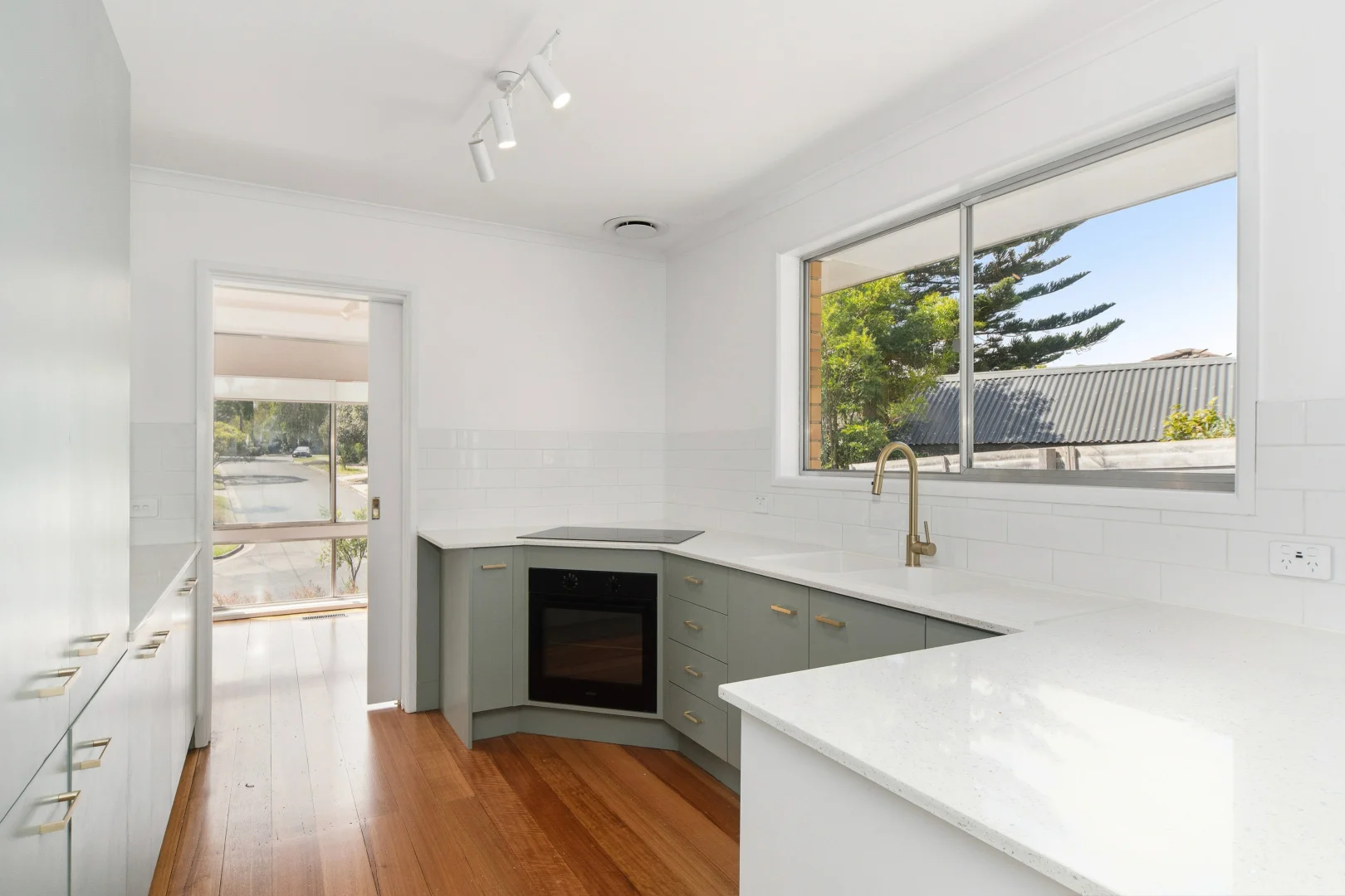 Additional image 5 of 40 Gretana Crescent, Frankston VIC 3199