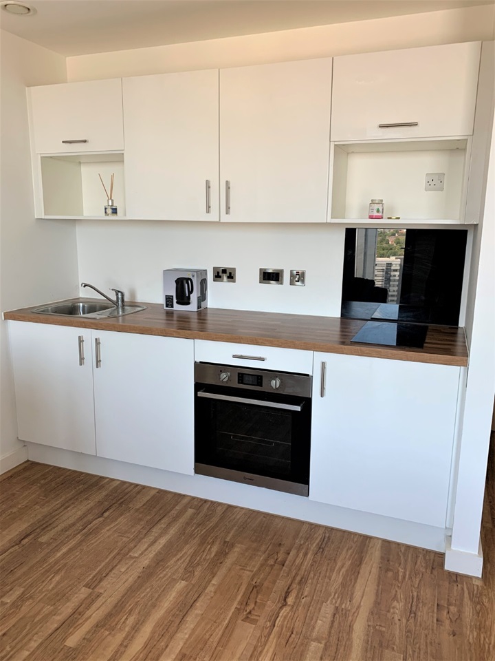 Studio Flat, Michigan Point Tower A, M50, N1 7GU photo 2