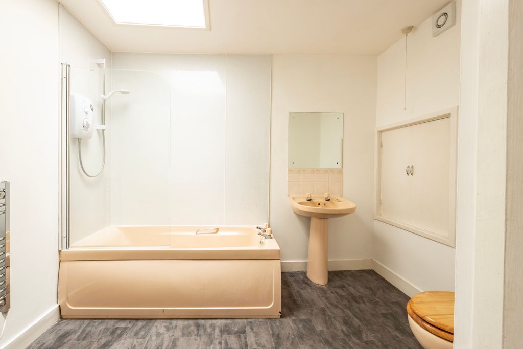 Additional image 10 of 2 bed flat for saleHigh Street, Elgin IV30