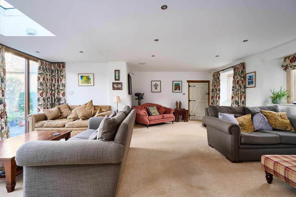 Additional image 10 of 4 bed detached house for saleHigh Street, Box SN13