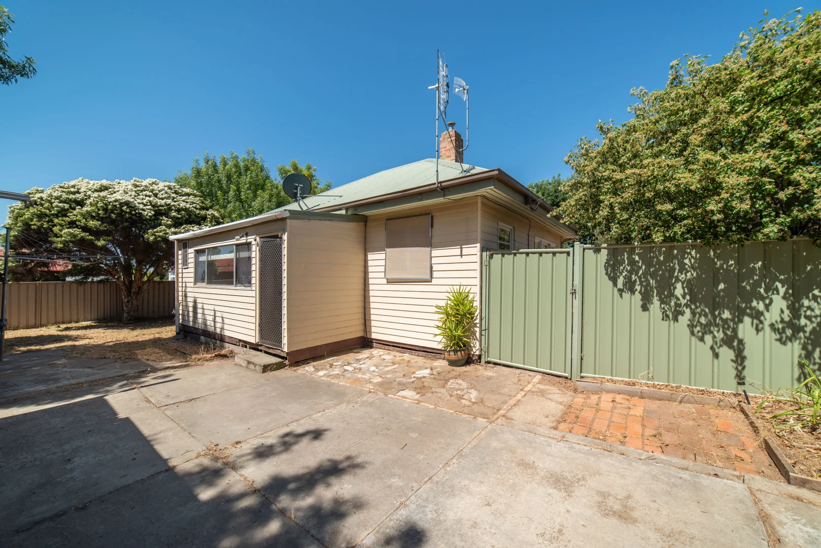 Additional image 12 of 4 Woolcock Avenue, Kangaroo Flat VIC 3555