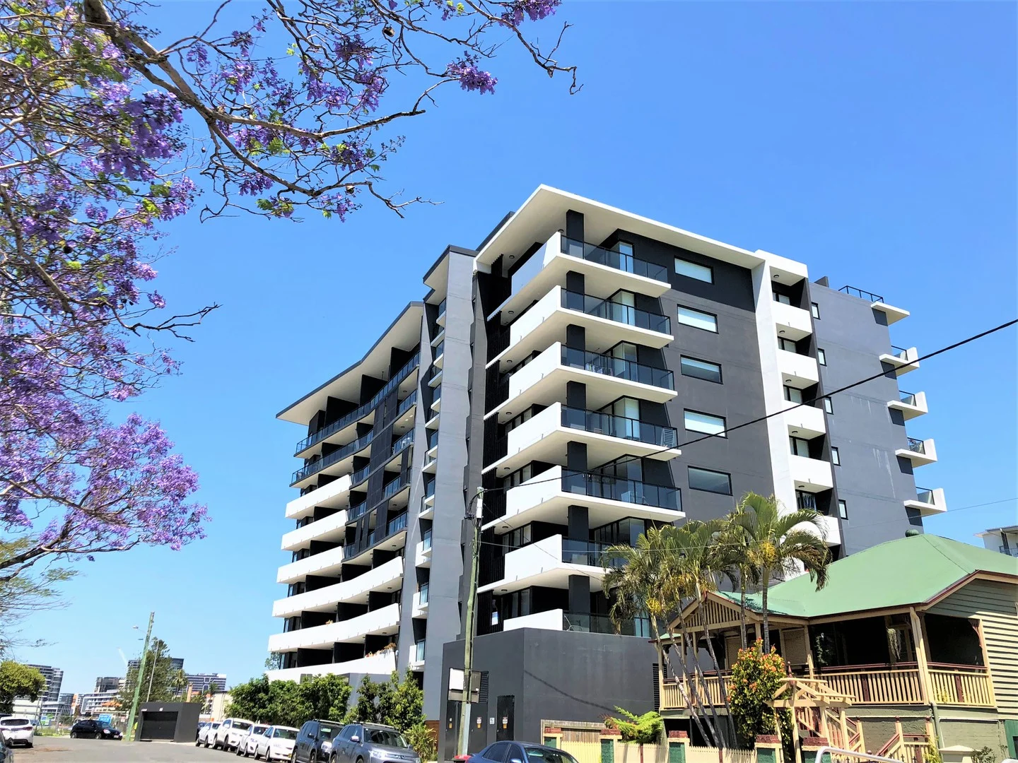 406/8 Hunt Street, Hamilton QLD 4007