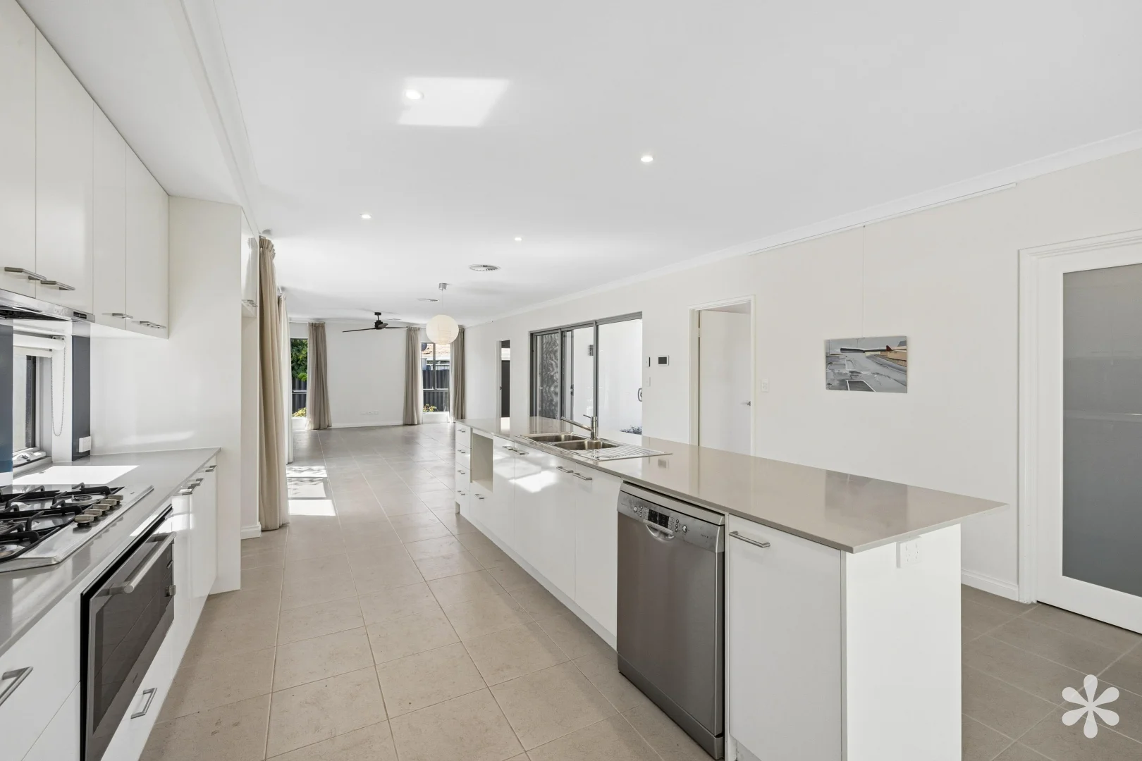 Additional image 4 of 17 Lurnea Place, Karawara WA 6152
