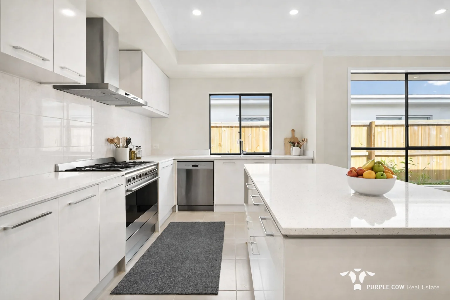 42 Solaris Crescent, White Rock QLD 4306 photo 4