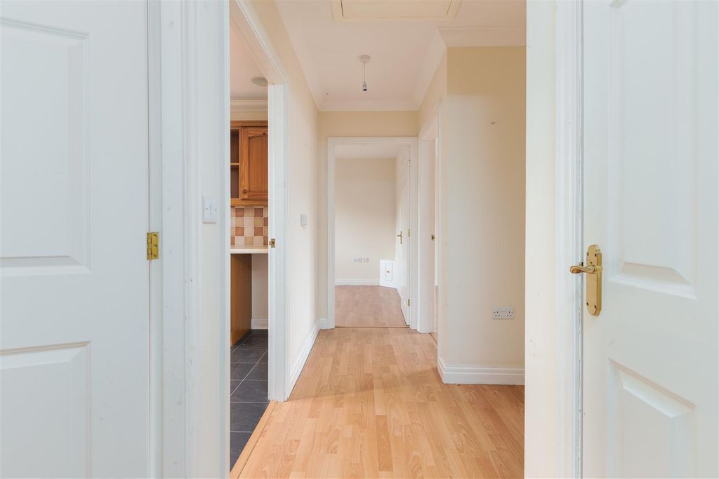 Additional image 4 of 2 bed flat for saleStrands Farm Court, Hornby, Lancaster LA2
