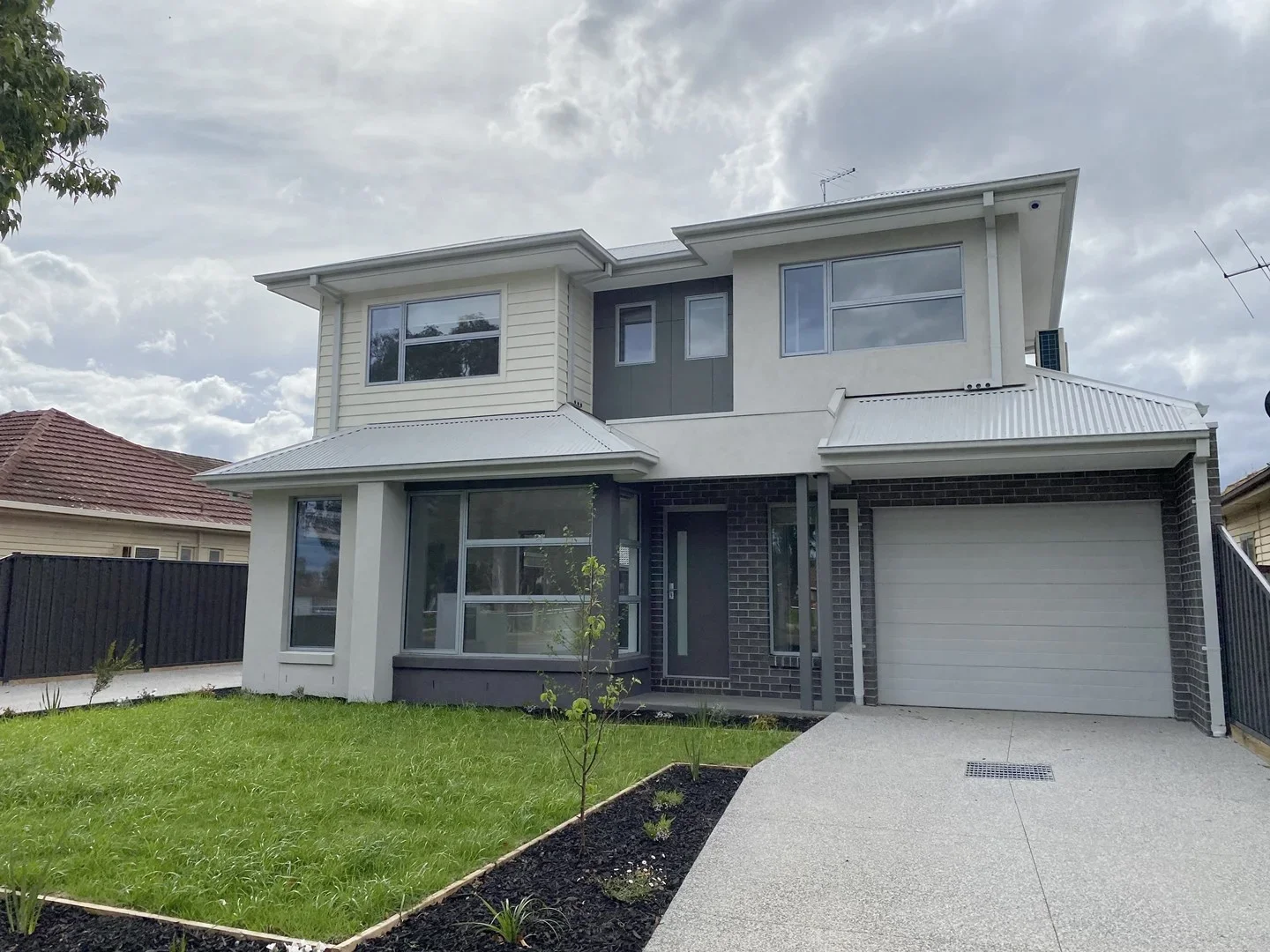1/36 Nolan Avenue, Brooklyn VIC 3012
