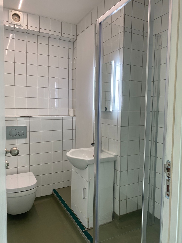 Additional image 15 of 1 Bed Flat, Shrewsbury Court, EC1Y, N1 7GU