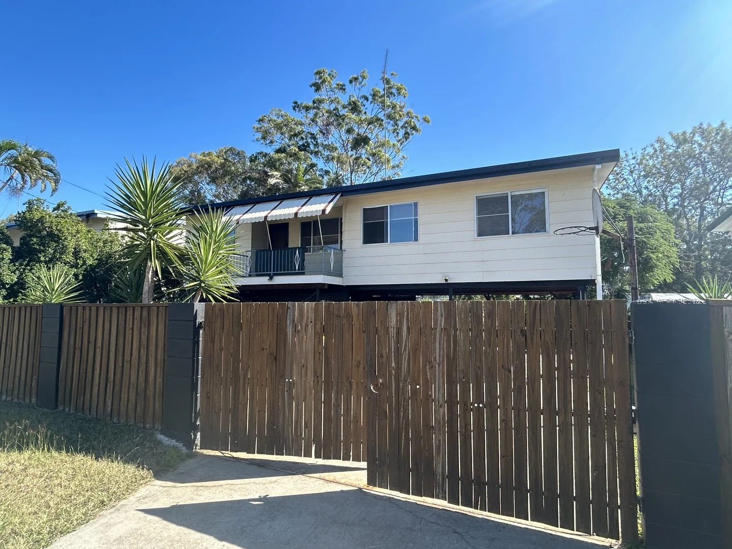 19 Alder Street, New Auckland QLD 4680
