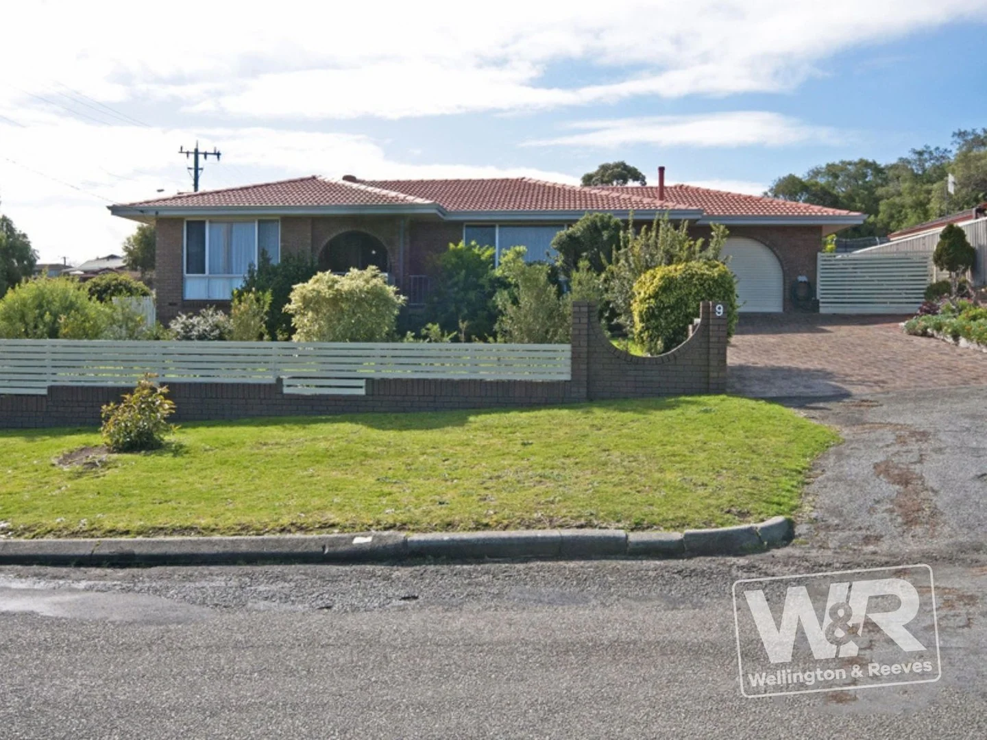 9 Bardley Road, Spencer Park WA 6330