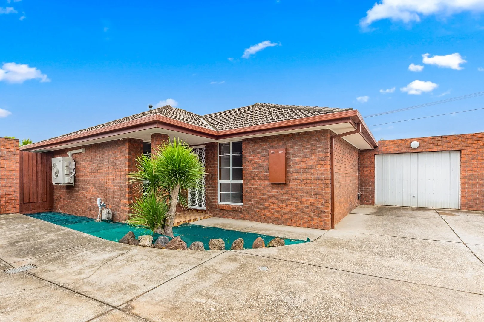 4/257 Main Road West, St Albans VIC 3021