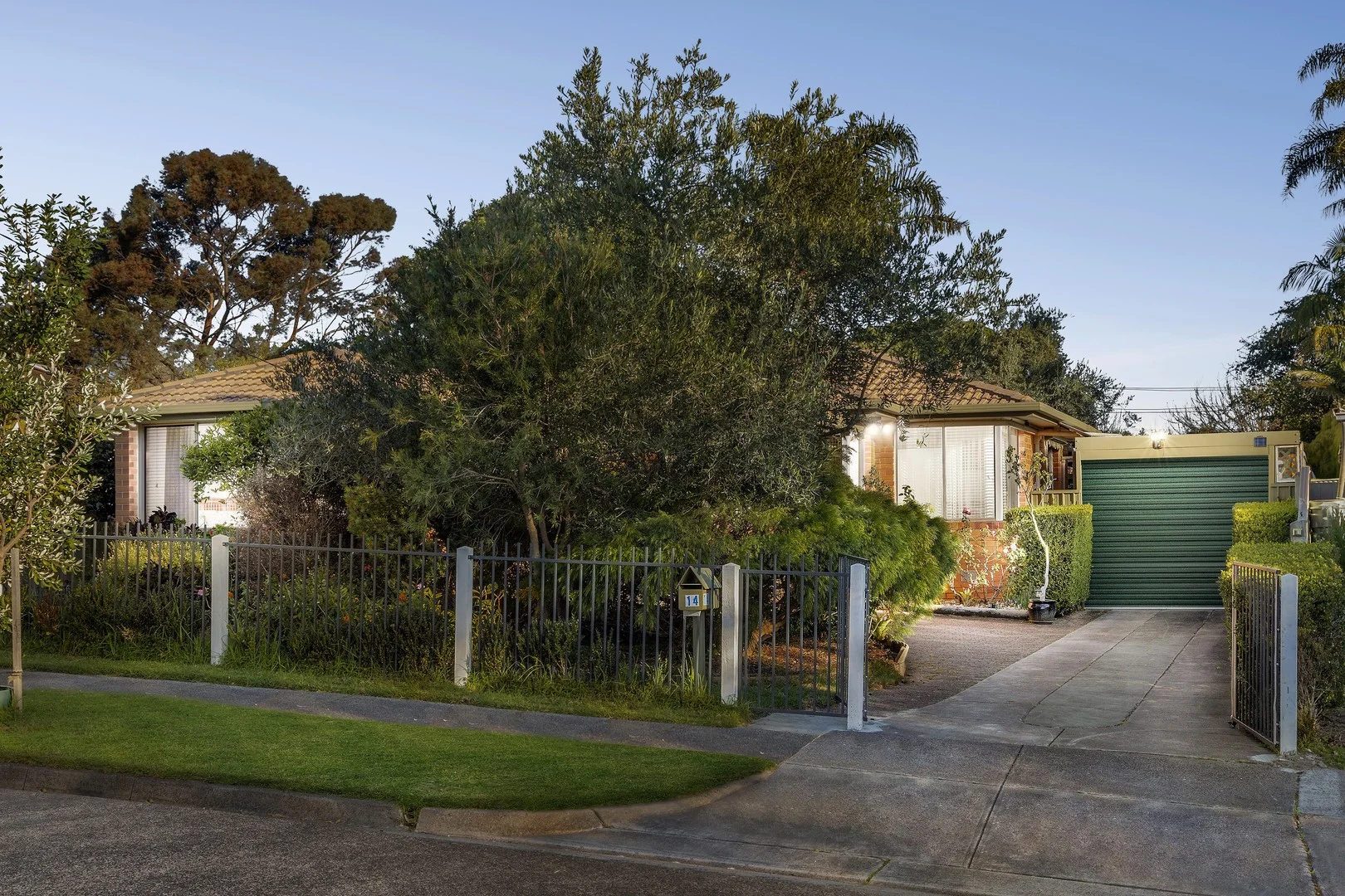 14 Hibiscus Avenue, Frankston VIC 3199