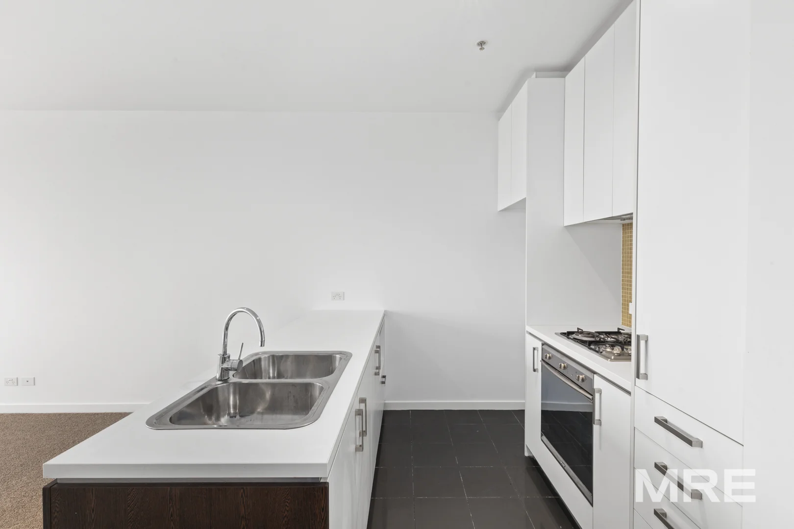 Additional image 3 of 2704/483 Swanston Street, Melbourne VIC 3000