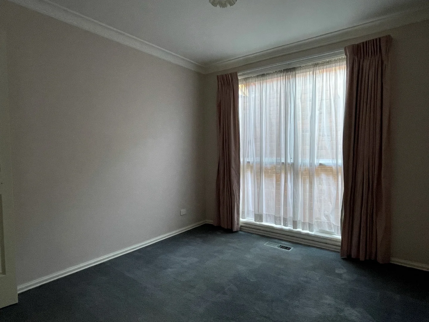 Additional image 5 of 2/11 Graham Street, Glen Waverley VIC 3150