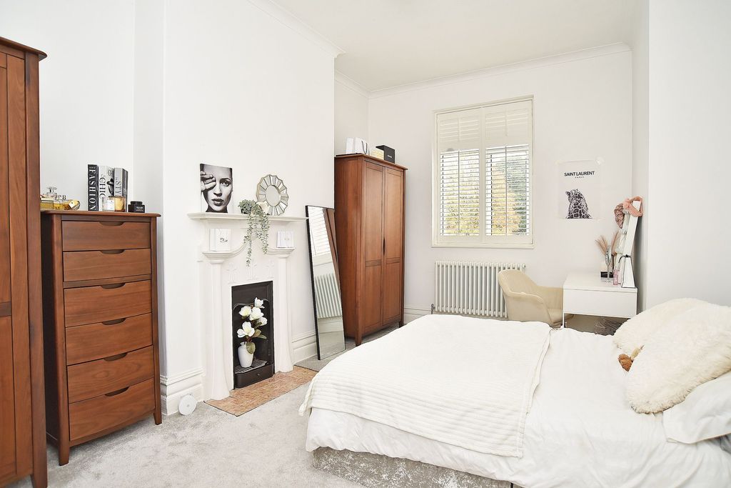 Additional image 20 of 3 bed flat for saleLeeds Road, Harrogate HG2
