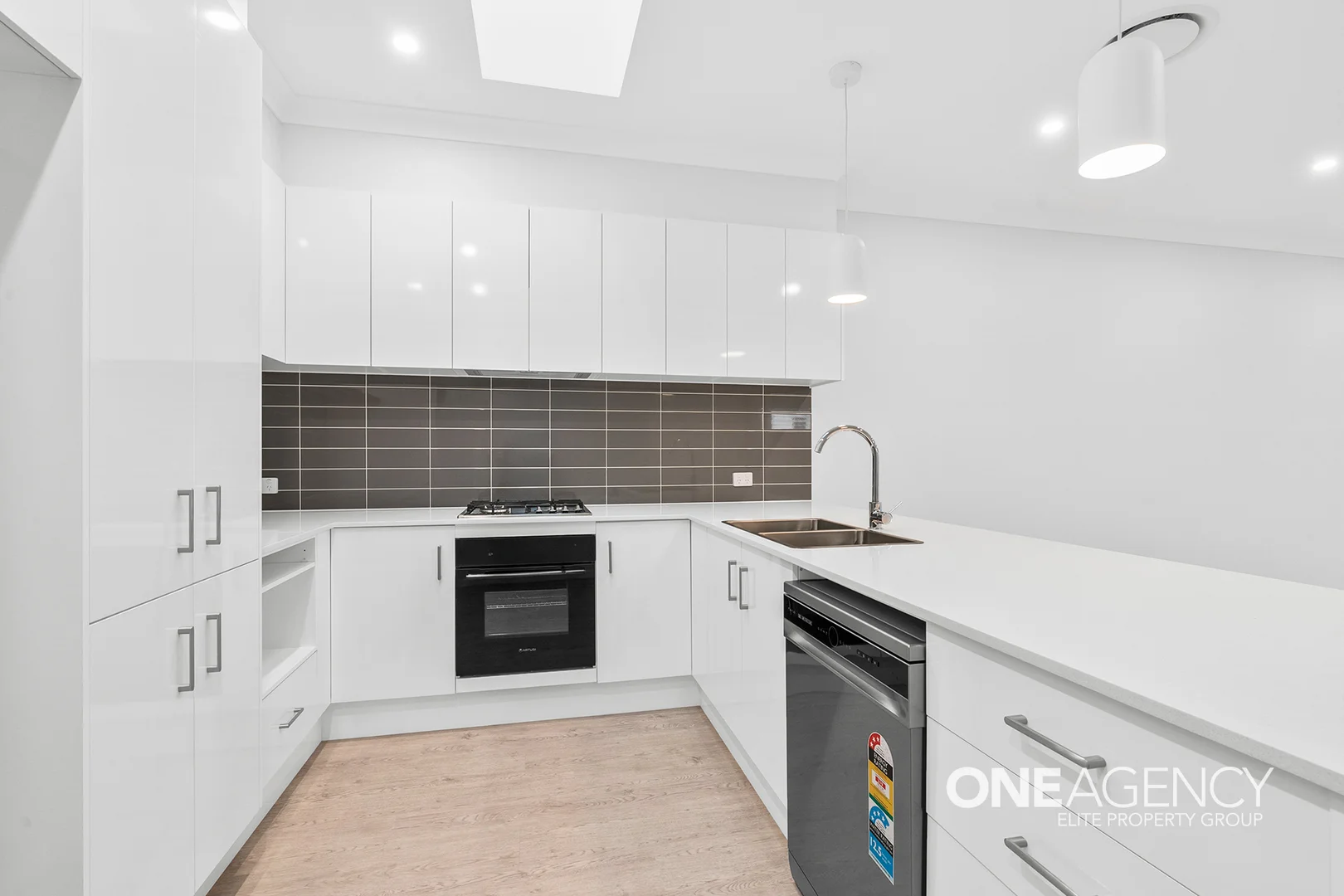146A Lancaster Drive, Badagarang NSW 2540 photo 2