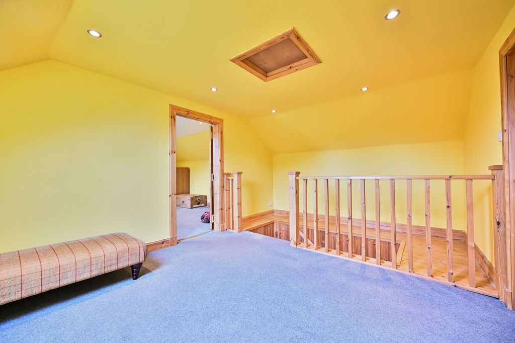 Additional image 17 of 3 bed flat for saleUpper Davaar, 75 High Street, Biggar ML12
