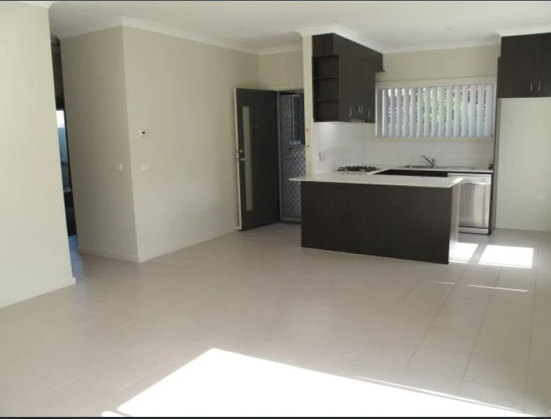 Additional image 2 of 2/11 Hosken Street, Altona Meadows VIC 3028