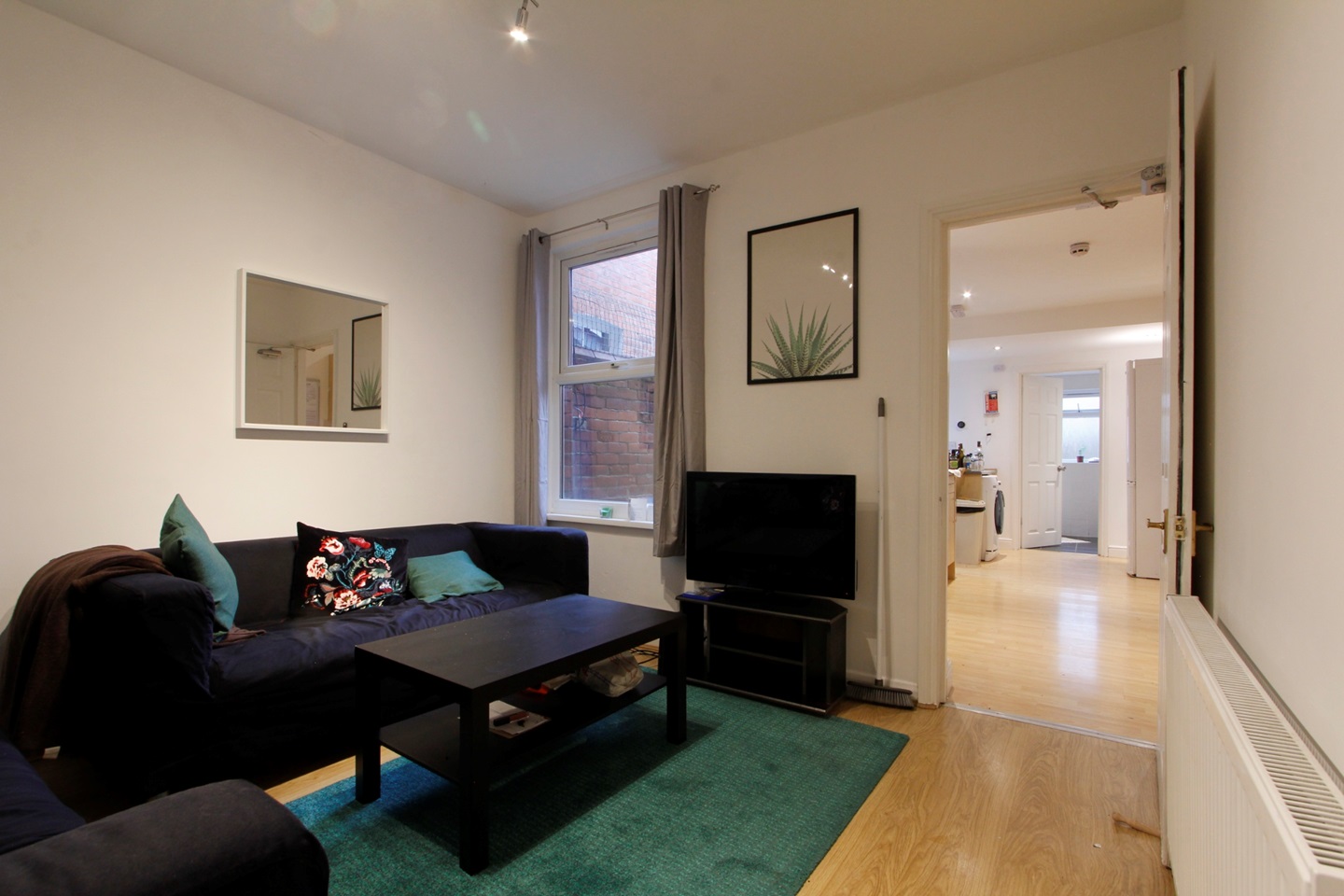 6 Bed Terraced House, St. Edwards Road, RG6, N1 7GU