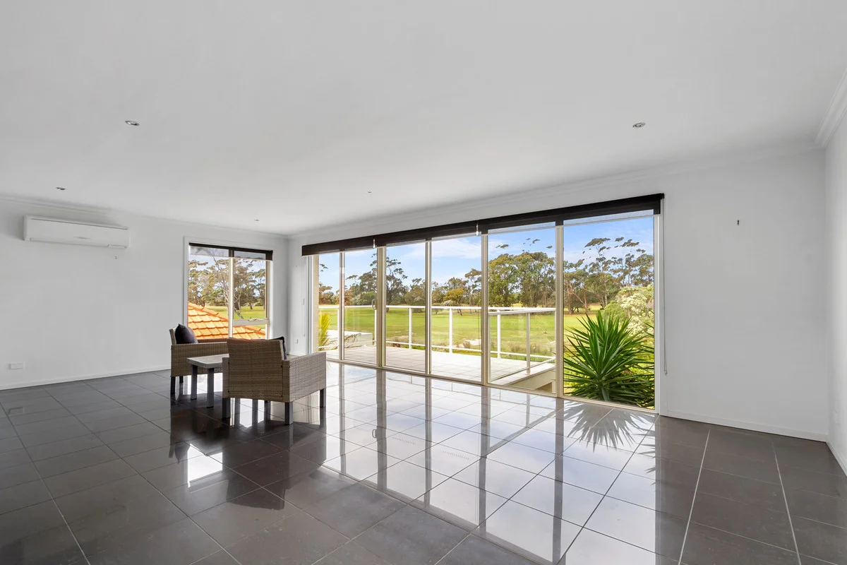 Additional image 13 of 1/122 Golf Links Road, Lakes Entrance VIC 3909