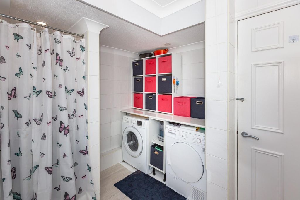 Additional image 16 of 3 bed maisonette for saleFolland Court, West Cross, Swansea SA3