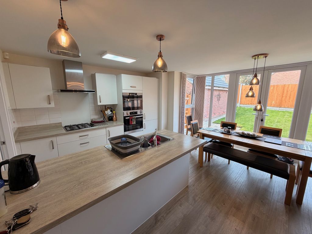 Additional image 2 of 4 bed detached house for saleEaston Close, Melton Mowbray LE13